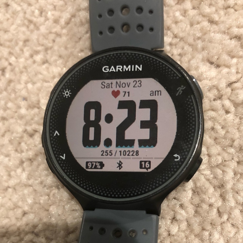 Garmin forerunner 235